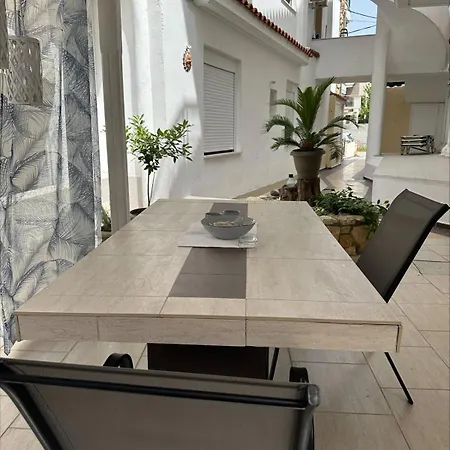 Apartment Patio Hanioti
