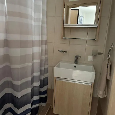 Patio דירה חניוטי