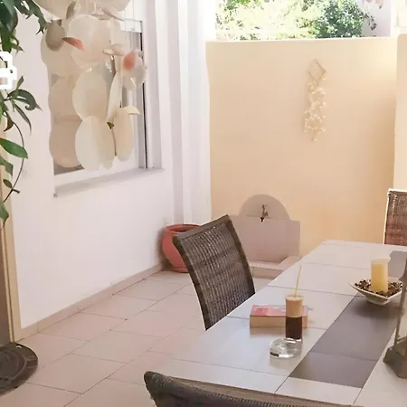 Patio *