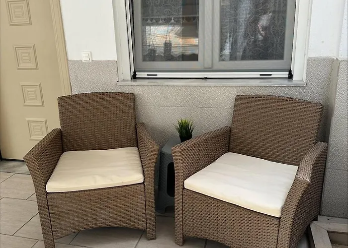 Patio חניוטי